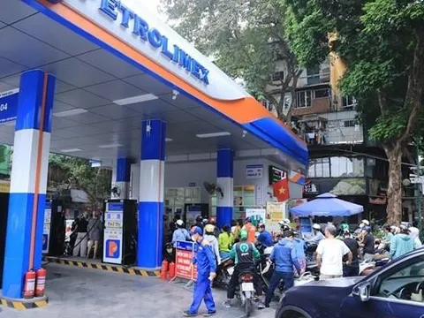 Chuyên gia kinh tế: Nên rút ngắn chu kỳ điều chỉnh giá xăng dầu