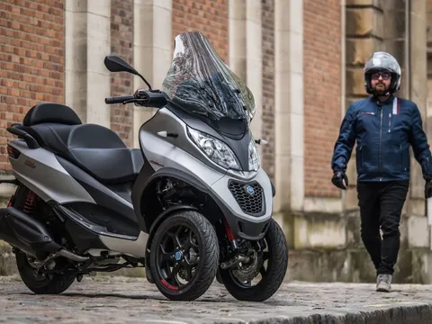 Thế giới 2 bánh: Đưa về xe ba bánh MP3, Piaggio Việt Nam sẽ bán cho ai?