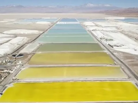 Trung Quốc dẫn đầu thế giới trong cuộc đua săn 'vàng trắng', các quốc gia còn lại đã bị bỏ xa như thế nào?