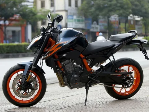 Thế giới 2 bánh: KTM 890 Duke R – Món lạ Châu Âu