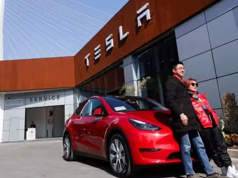 Từng kiên quyết phản đối chi tiền cho quảng cáo dù chỉ 1 xu, Elon Musk bất ngờ thay đổi chiến lược để lấy lòng người dùng tại đất nước tỷ dân