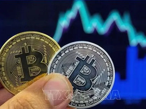 Giá Bitcoin chạm mức thấp nhất trong 2 năm