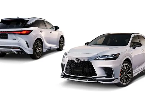 Lexus RX 2023 độ chính hãng với bodykit của Toyota