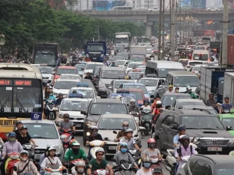 "Chia lửa" với doanh nghiệp, trình Chính phủ giảm 10-30% phí sử dụng đường bộ