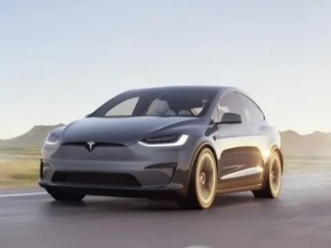 Tesla triệu hồi hơn 80.000 xe do lỗi phần mềm và dây an toàn