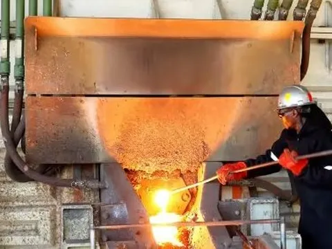 Gã khổng lồ kim loại bất ngờ nâng giá mua lại công ty khai thác đồng, thị trường kim loại sắp đón nhận điều gì?