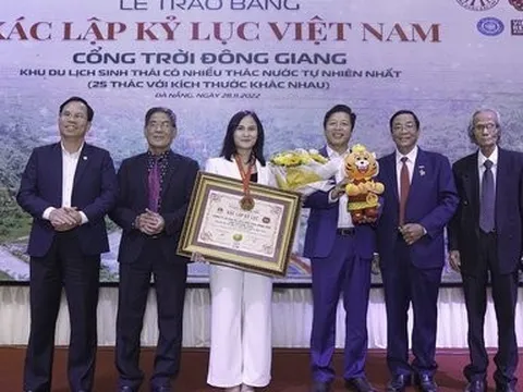 Quảng Nam: Trao kỷ lục cho khu du lịch có nhiều thác nước tự nhiên nhất