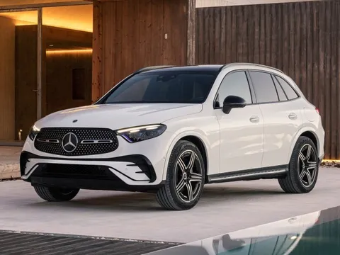 Mercedes-Benz GLC - SUV hạng sang được nhiều gia đình lựa chọn