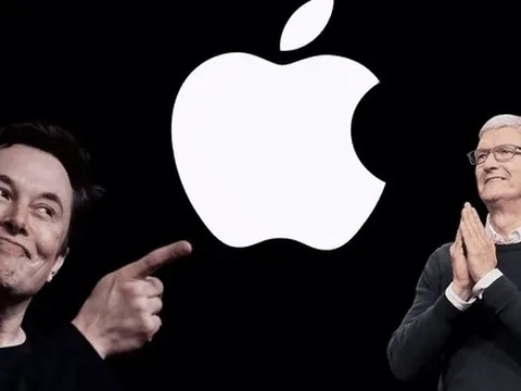 Người giàu nhất thế giới ‘tuyên chiến’ hãng công nghệ lớn nhất thế giới