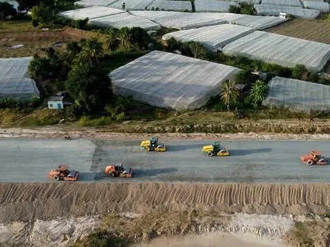 Điểm mặt 8 dự án giao thông lớn chậm tiến độ