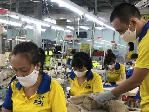 Công nhân chật vật mưu sinh cuối năm, kỳ cuối: Tìm việc, giữ người