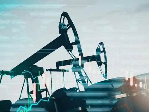 Loạt rủi ro từ nguồn cung đang quay lại 'gõ cửa', thị trường dầu thô đang khó lường hơn bao giờ hết