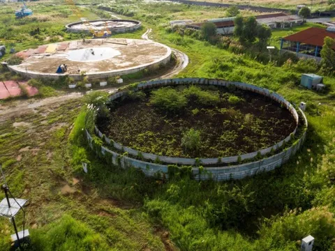 Cảnh hoang tàn, đầy cỏ dại trong Tổng kho xăng dầu nghìn tỷ đồng ở TP.HCM