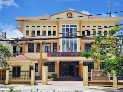 Kỷ luật Phó Chánh Thanh tra tỉnh Quảng Bình