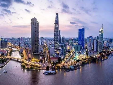 Thu-chi NSNN Hà Nội, TPHCM 11 tháng 2022: Thu từ nhà, đất TPHCM tăng gấp đôi cùng kỳ, thu từ dầu thô ở Hà Nội tăng mạnh