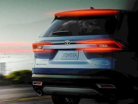 Chốt lịch ra mắt Toyota Grand Highlander: Bản kéo dài với một loạt nâng cấp lớn bị rò rỉ sớm