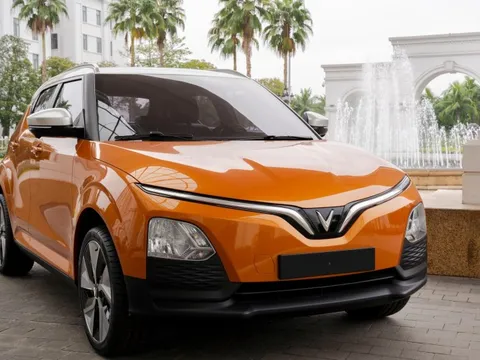 VinFast VF5 Plus chính thức có giá từ 458 triệu đồng, giao xe tháng 4/2023, ngập công nghệ đấu Toyota Raize, Kia Sonet