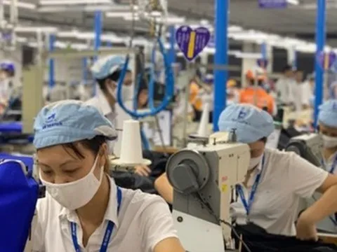 Giải bài toán lao động mất việc dịp cuối năm thế nào?