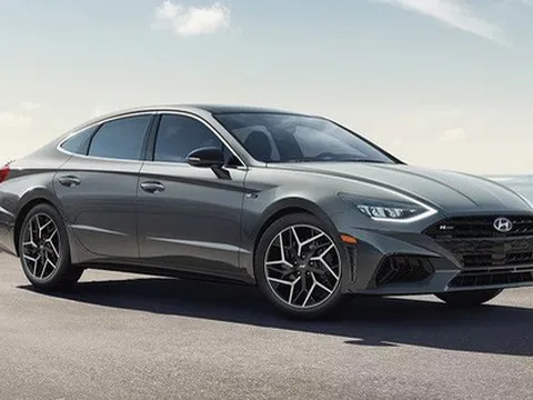 Hyundai Sonata 2023 để lộ bản nâng cấp lớn trước tin đồn khai tử