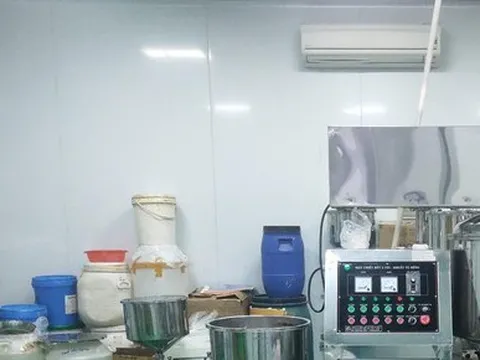 Phát hiện kho mỹ phẩm 'khủng' nghi giả mạo thương hiệu nổi tiếng