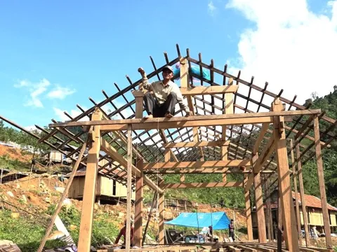 "Làng... sét đánh": Nguyên nhân giông sét cao bất thường