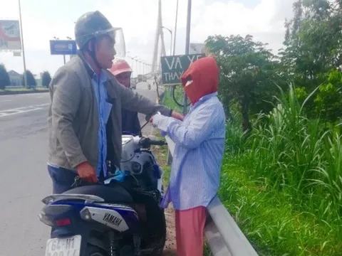 Ngăn chặn người phụ nữ mắc bệnh nan y nhảy cầu Cần Thơ tự vẫn