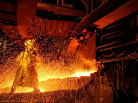 Mỹ, châu Âu cân nhắc áp thuế mới với thép, nhôm của Trung Quốc