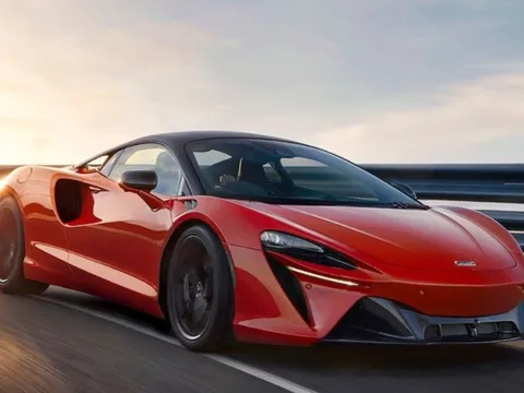 McLaren bán bộ sưu tập xe quý trị giá gần 3.000 tỷ đồng để gọi vốn "khẩn"