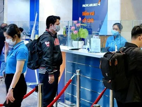 Hàng không tăng chuyến, bán thêm vé