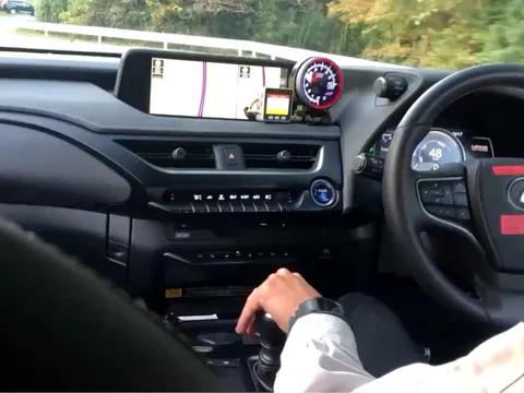 Không gì là không thể với công nghệ hiện đại: Hộp số sàn cho xe điện, mang lại cảm giác lái chân thực nhất cho những ai vẫn quen chạy xe xăng