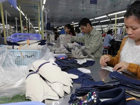 Tăng tốc sản xuất đơn hàng cuối năm