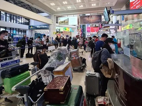 Căng thẳng vé hàng không, đường sắt dịp Tết