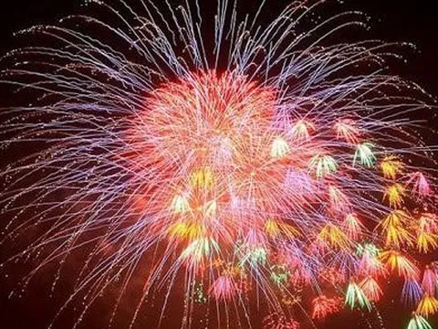 Hải Phòng bắn pháo hoa tại 12 điểm chào năm mới Quý Mão 2023