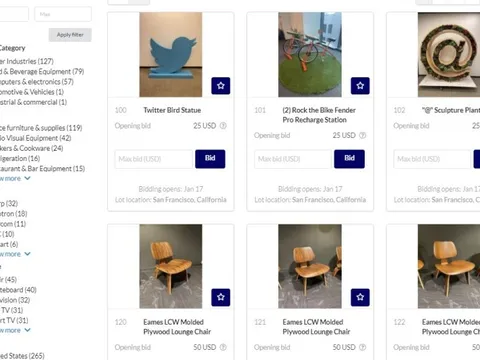 Điên cuồng cắt giảm chi phí, Twitter thanh lý hàng loạt đồ đạc ở trụ sở chính, kể cả biểu tượng con chim xanh