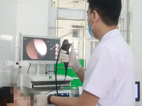 Viêm họng cấp - bệnh thường gặp vào mùa lạnh