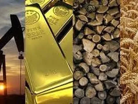 Thị trường ngày 16/12: Giá dầu, vàng, đồng và cao su đồng loạt giảm, quặng sắt cao nhất 6 tháng