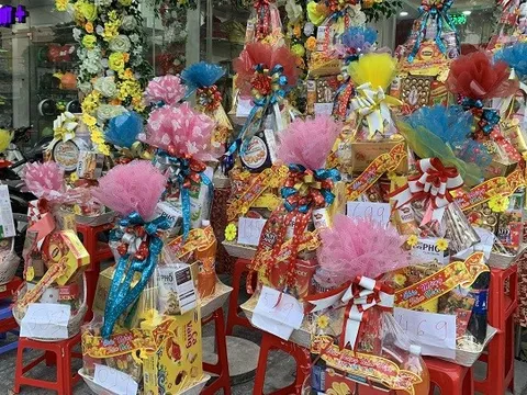 Hàng Việt chiếm ưu thế trong giỏ quà Tết