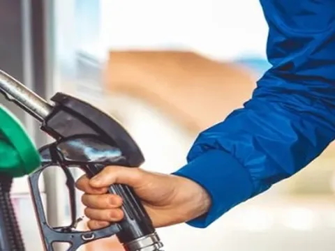 Dự báo giá xăng tiếp tục giảm nhẹ