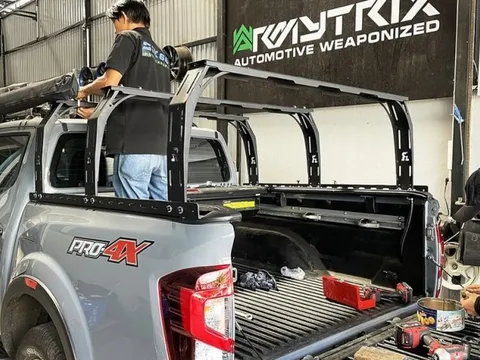 Nghề “make up” xế hộp ở Gia Lai