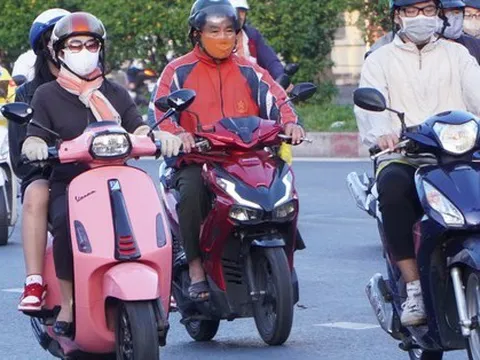 Hình ảnh TPHCM lập đông sáng 19-12