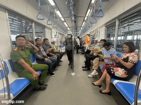 Hào hứng trải nghiệm tàu metro 1 "dạo phố"