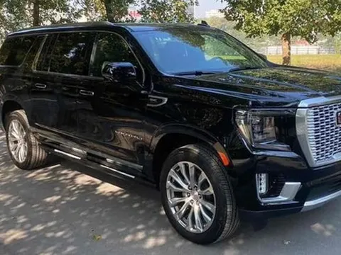 Cận cảnh GMC Yukon XL Denali 2023 giá hơn 10 tỷ đồng tại Việt Nam, đối đầu Lexus LX 600 VIP