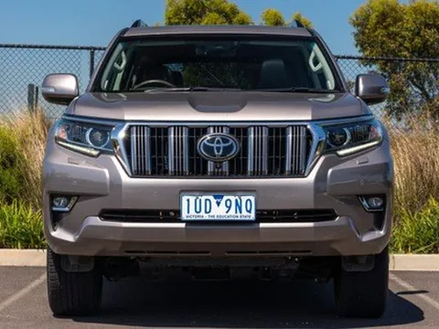 Hé lộ thông tin 'hot' về Toyota Land Cruiser Prado mới