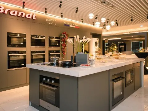 Thưởng thức Giáng Sinh kiểu Pháp cùng Brandt