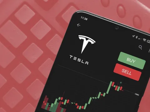 Lượng tiền bị 'thổi bay' của Tesla còn lớn hơn vốn hóa toàn bộ ngành công nghiệp ô tô cộng lại