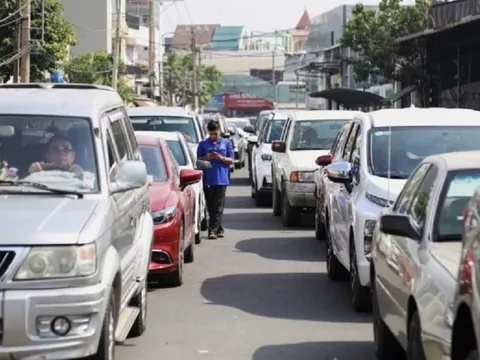 Tp.HCM: Nhiều trung tâm đăng kiểm bất ngờ đóng cửa