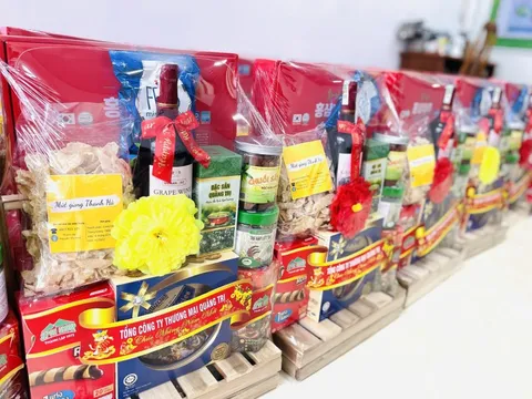 Một doanh nghiệp ở Quảng Trị thưởng Tết 25 triệu đồng từ chủ tịch HĐQT đến bảo vệ