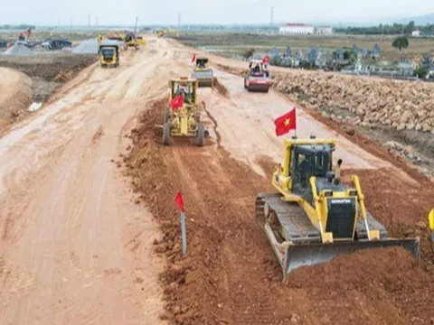 Đồng loạt khởi công 12 dự án thành phần cao tốc Bắc - Nam giai đoạn 2