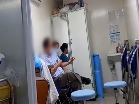 Bác sĩ Trung Quốc bị tước chứng chỉ hành nghề vì 'vẽ bệnh án'