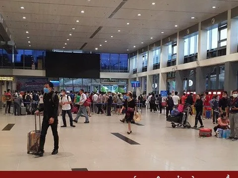 Sân bay Tân Sơn Nhất tăng gần 6.000 chỗ dịp cao điểm Tết